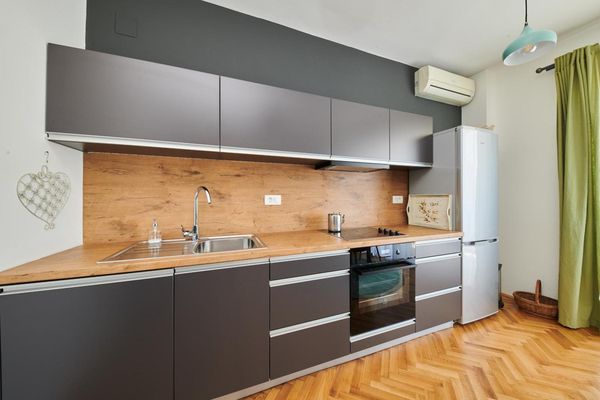 Mina'S Shine Apartman Umag Kültér fotó